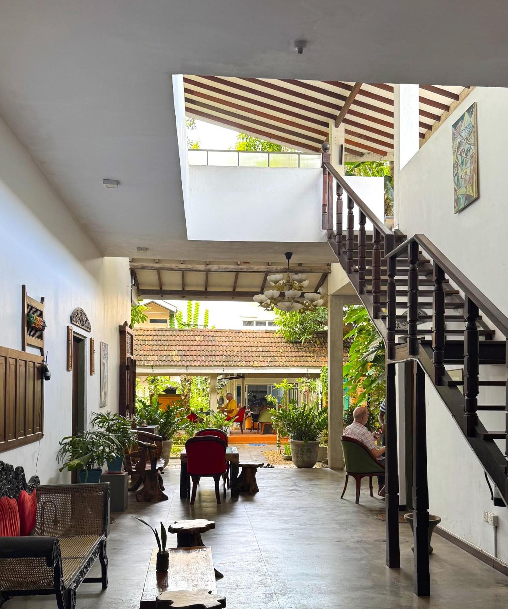 Gomez Place Guest house 3*