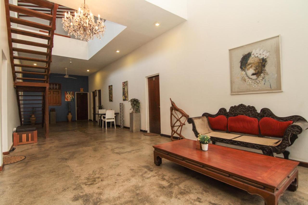Gomez Place 3* Negombo